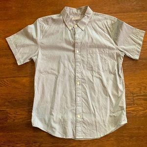 Everlane Short Sleeve Button Up with black and white thin stripes